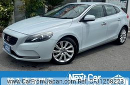 volvo v40 2013 quick_quick_DBA-MB4164T_YV1MV485BE2097988