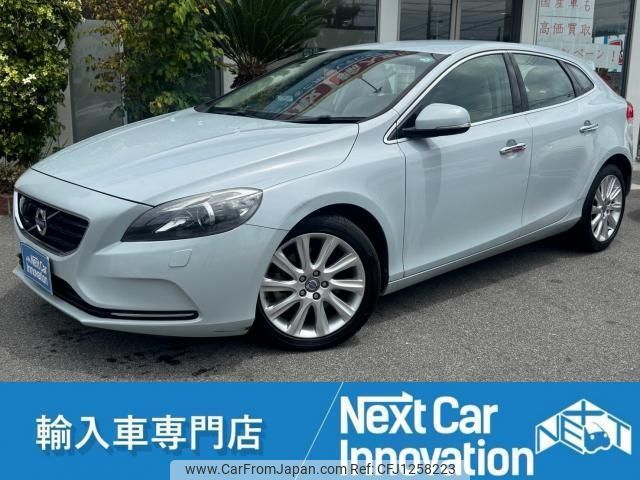 volvo v40 2013 quick_quick_DBA-MB4164T_YV1MV485BE2097988 image 1