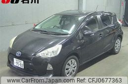 toyota aqua 2013 -TOYOTA 【金沢 500ﾒ9502】--AQUA NHP10-2173127---TOYOTA 【金沢 500ﾒ9502】--AQUA NHP10-2173127-