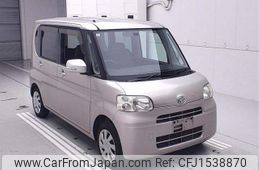 daihatsu tanto 2011 CFJ1538870