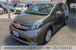 toyota isis 2012 CFJ1620457