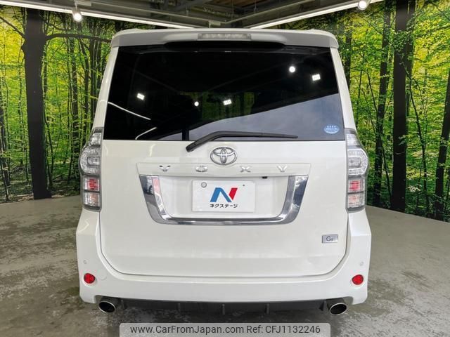 toyota voxy 2010 quick_quick_ZRR70W_ZRR70-0355311 image 2