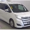 toyota noah 2022 quick_quick_6AA-ZWR80G_0527219 image 1