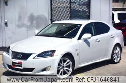 lexus is 2005 CFJ1646841