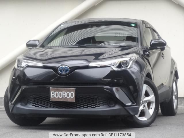 toyota c-hr 2017 quick_quick_DAA-ZYX10_ZYX10-2036955 image 1