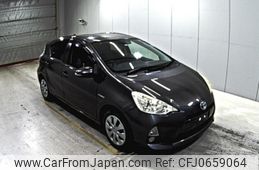 toyota aqua 2013 -TOYOTA--AQUA NHP10-2282363---TOYOTA--AQUA NHP10-2282363-