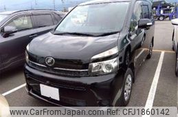 toyota voxy 2013 CFJ1860142