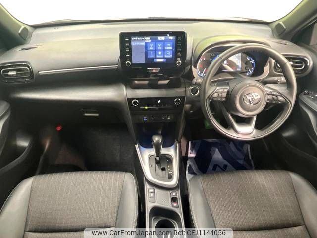 toyota yaris-cross 2023 -TOYOTA--Yaris Cross 5BA-MXPB10--MXPB10-3035984---TOYOTA--Yaris Cross 5BA-MXPB10--MXPB10-3035984- image 2