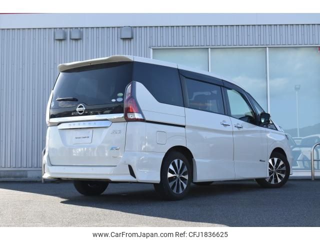 nissan serena 2017 CFJ1836625 image 2