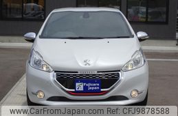 peugeot 208 2015 GOO_JP_700123019230240610001