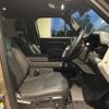 land-rover defender 2023 quick_quick_LE72WCB_SALEA7AW0R2255014 image 9