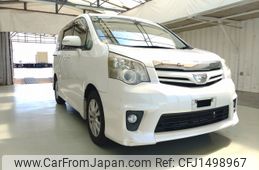 toyota noah 2010 CFJ1498967