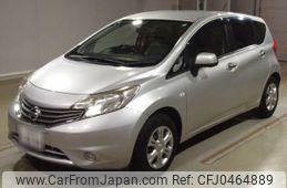 nissan note 2013 -NISSAN 【京都 503つ4686】--Note E12-104762---NISSAN 【京都 503つ4686】--Note E12-104762-