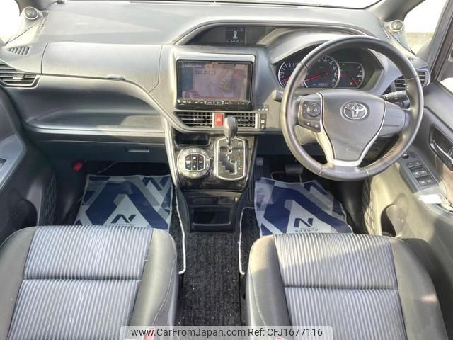 toyota voxy 2016 CFJ1677116 image 2