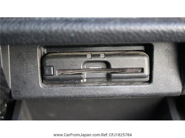nissan elgrand 2021 CFJ1825784 image 2