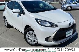 toyota aqua 2024 -TOYOTA--AQUA 6AA-MXPK16--MXPK16-2029006---TOYOTA--AQUA 6AA-MXPK16--MXPK16-2029006-