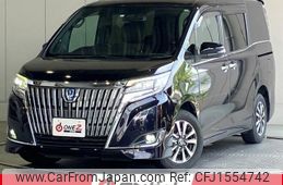 toyota esquire 2018 CFJ1554742