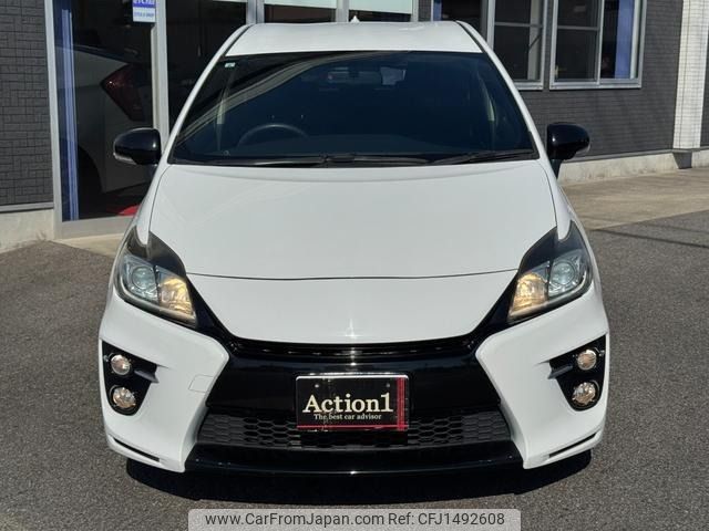 toyota prius 2013 CFJ1492608 image 2
