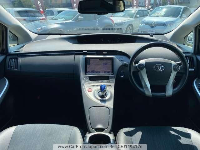 toyota prius 2015 quick_quick_DAA-ZVW30_ZVW30-5763487 image 2