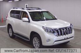 toyota land-cruiser-prado 2017 CFJ1677371