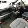 toyota voxy 2017 CFJ1664885 image 5