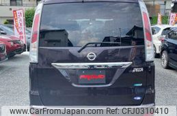 nissan serena 2011 TE4033