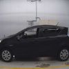 toyota aqua 2013 -TOYOTA--AQUA NHP10-2270252---TOYOTA--AQUA NHP10-2270252- image 5