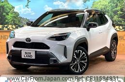 toyota yaris-cross 2023 CFJ1584831