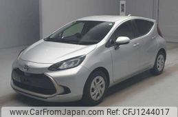 toyota aqua 2022 -TOYOTA--AQUA 6AA-MXPK11--MXPK11-2062789---TOYOTA--AQUA 6AA-MXPK11--MXPK11-2062789-