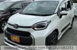 toyota sienta 2022 CFJ1582253