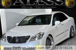 toyota crown 2010 CFJ1818026