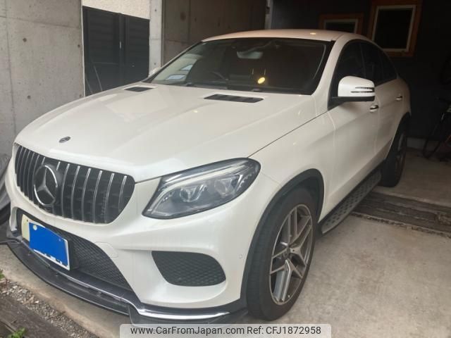 mercedes-benz gle-class 2018 CFJ1872958 image 1