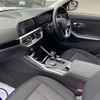 bmw 3-series 2019 -BMW--BMW 3 Series 3DA-5V20--WBA5V72020FH15310---BMW--BMW 3 Series 3DA-5V20--WBA5V72020FH15310- image 14