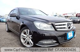 mercedes-benz c-class 2011 N2025030140F-12