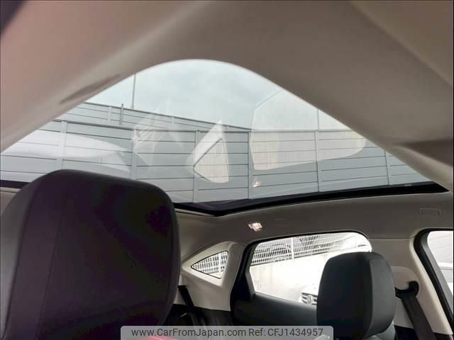 jaguar e-pace 2019 quick_quick_LDA-DF2NA_SADFA2AN4K1Z64390 image 2