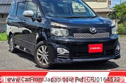 toyota voxy 2011 M00492