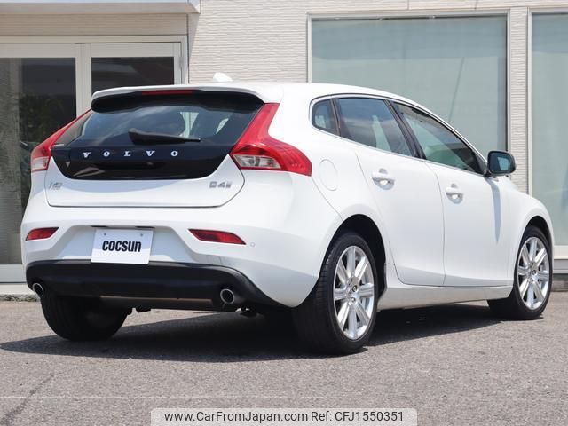 volvo v40 2016 CFJ1550351 image 2