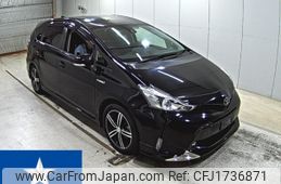 toyota prius-α 2019 CFJ1736871