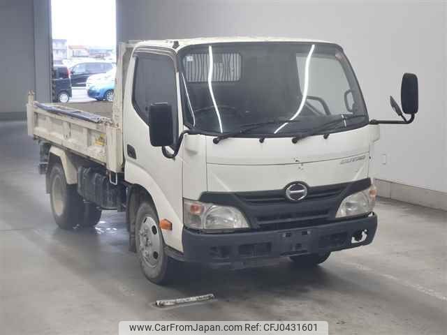 hino dutro 2011 -HINO--Hino Dutoro XZC630T-0001074---HINO--Hino Dutoro XZC630T-0001074- image 1