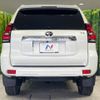 toyota land-cruiser-prado 2018 -TOYOTA--Land Cruiser Prado LDA-GDJ150W--GDJ150-0033474---TOYOTA--Land Cruiser Prado LDA-GDJ150W--GDJ150-0033474- image 16