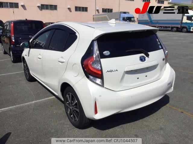 toyota aqua 2018 -TOYOTA--AQUA NHP10-2591313---TOYOTA--AQUA NHP10-2591313- image 2