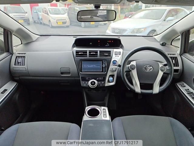 toyota prius-α 2013 CFJ1791217 image 2