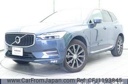 volvo xc60 2018 quick_quick_UD4204TXC_YV1UZA8MCJ1062416