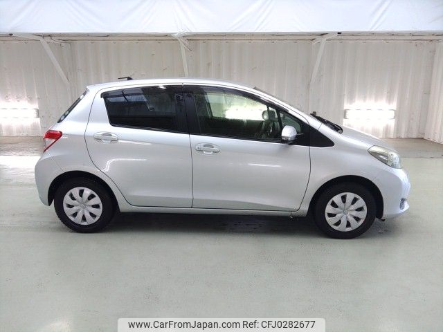 toyota vitz 2012 ENHANCEAUTO_1_ea288813 image 2