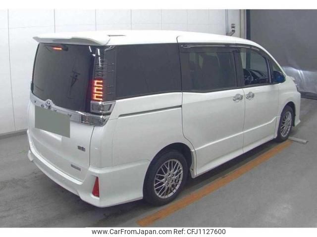 toyota voxy 2022 quick_quick_6AA-ZWR80W_0527181 image 2