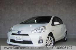 toyota aqua 2013 quick_quick_NHP10_NHP10-2239530