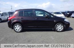 nissan tiida 2011 NIKYO_SX32665