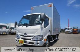 hino dutro 2021 CFJ0779102