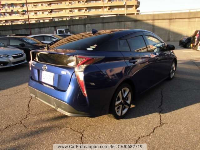 toyota prius 2016 -TOYOTA--Prius DAA-ZVW50--ZVW50-8010516---TOYOTA--Prius DAA-ZVW50--ZVW50-8010516- image 2