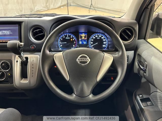 nissan nv350-caravan-van 2013 quick_quick_VR2E26_VR2E26-010345 image 2